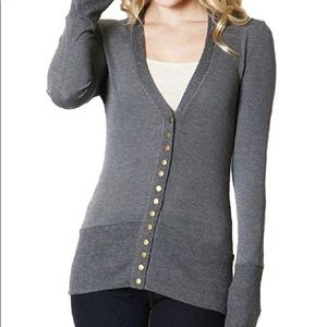 Zenana Outfitters brass button snap cardigan